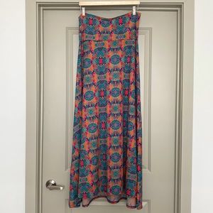 Lularoe Women’s Tube Dress Mixed.colors Size M Length Front 42 in. Back 46 in.